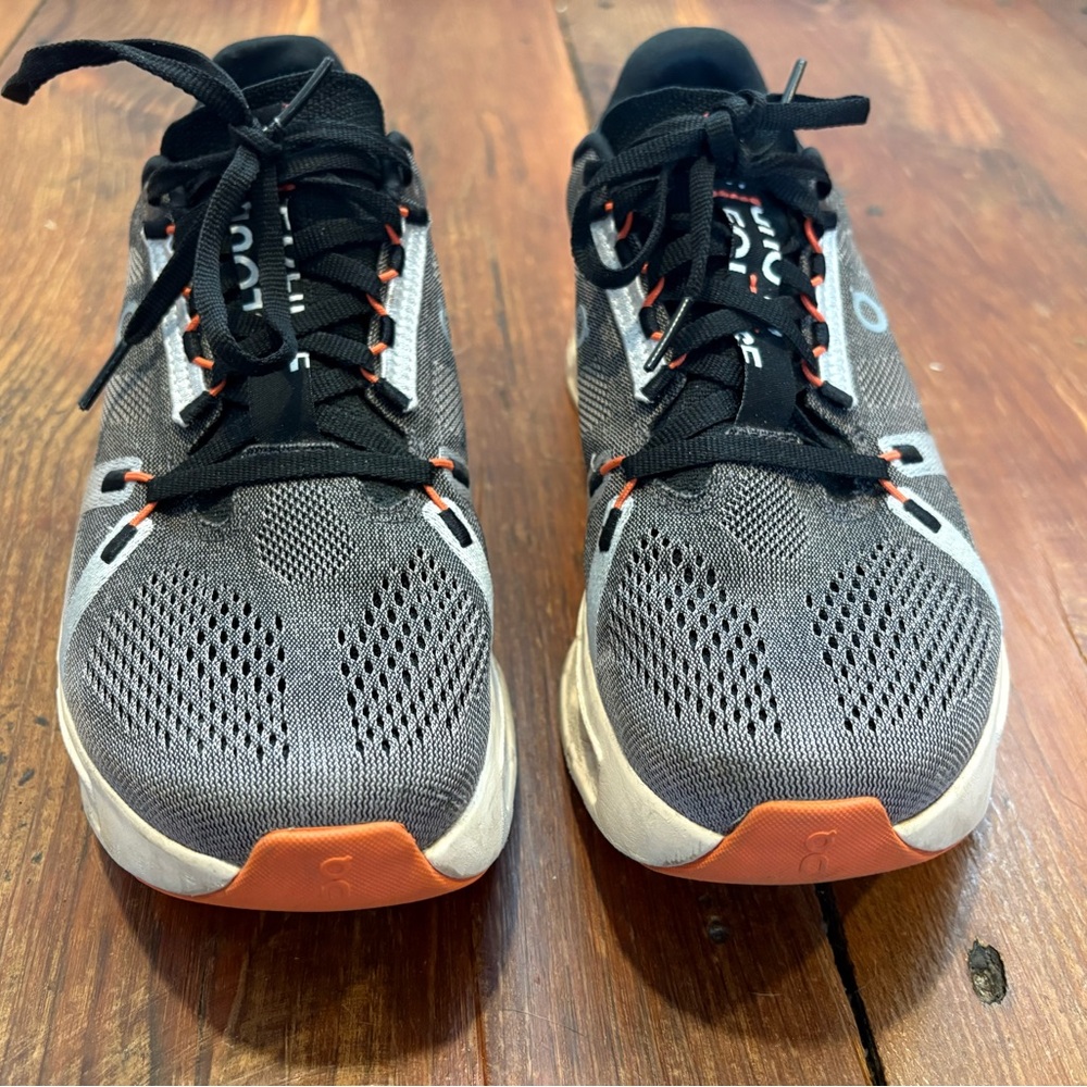 On Cloudeclipse Running Athletic Shoes - image 3